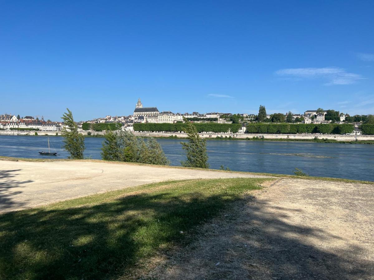 Quiniere - Entre Lac Et Foret - Hebergement Independant Avec Espace Kitchenette Blois Esterno foto