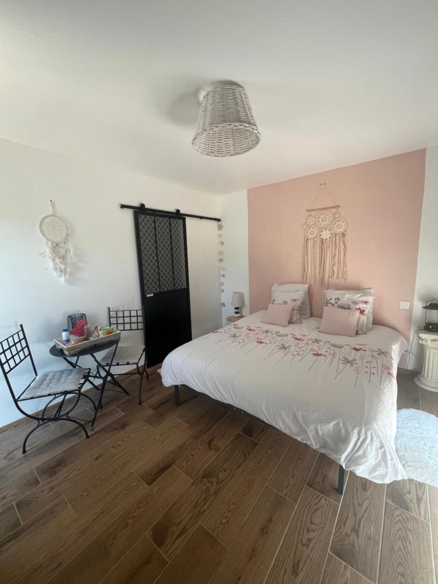 Quiniere - Entre Lac Et Foret - Hebergement Independant Avec Espace Kitchenette Blois Esterno foto